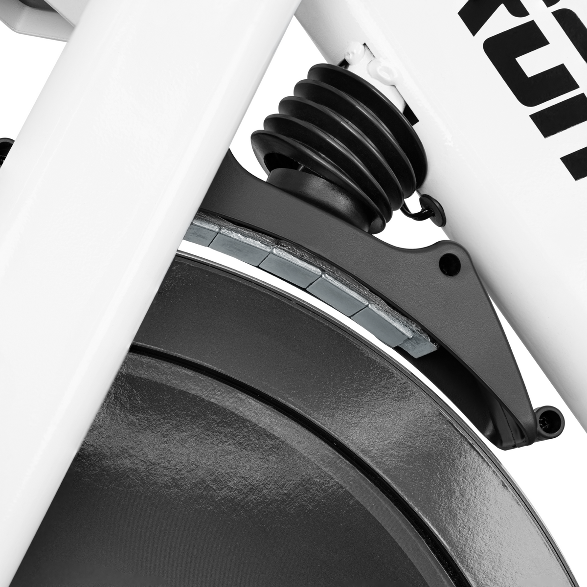 678de09d3aa13c4024ca215a_g0363-irontec-real-dc-s8-9_1789385232074.png