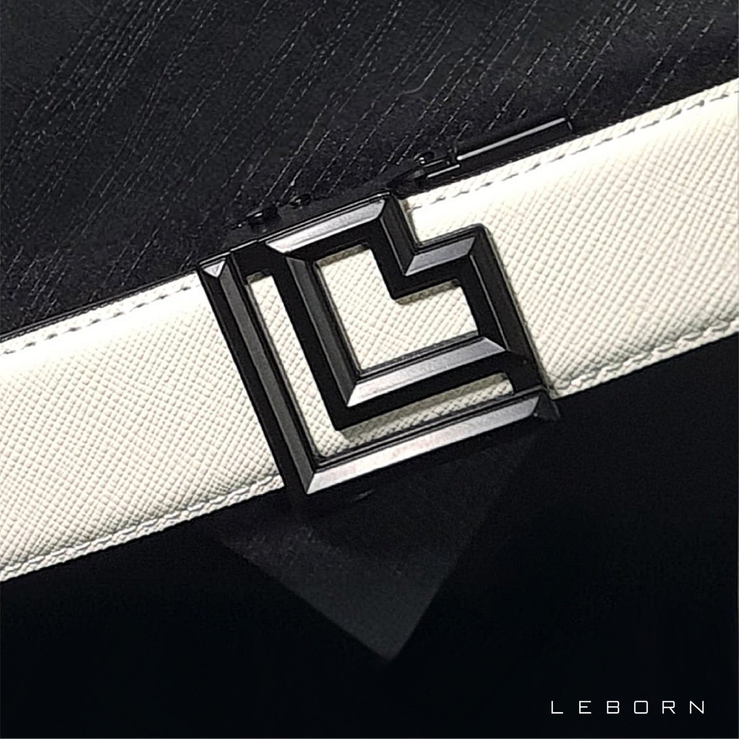 678de09d3aa13c4024ca215a_line-album-lebelt-new-colection-sku-croc-250213-18_1763695595727.jpg Supersports Thailand