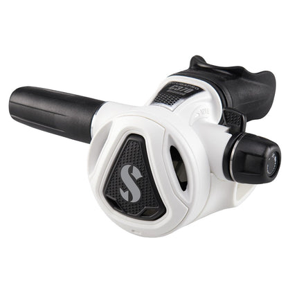 678de09d3aa13c4024ca215a_scubapro-c370-colour-regulator-white_1780473050009.jpg