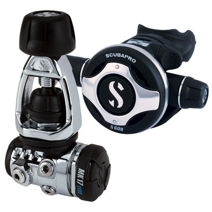 678de09d3aa13c4024ca215a_scubapro-mk17-evo2-s600-x12_1748247819266.jpg