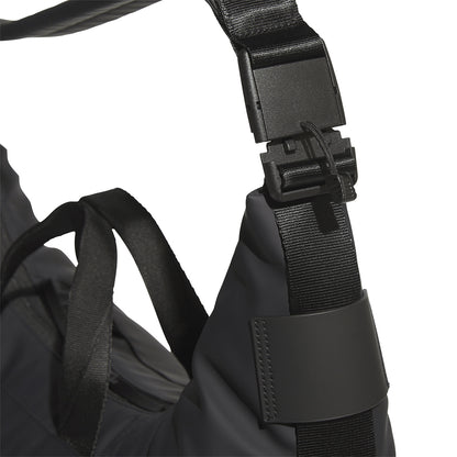 ADIDAS Favorite กระเป๋าทรงหมอนผู้ใหญ่