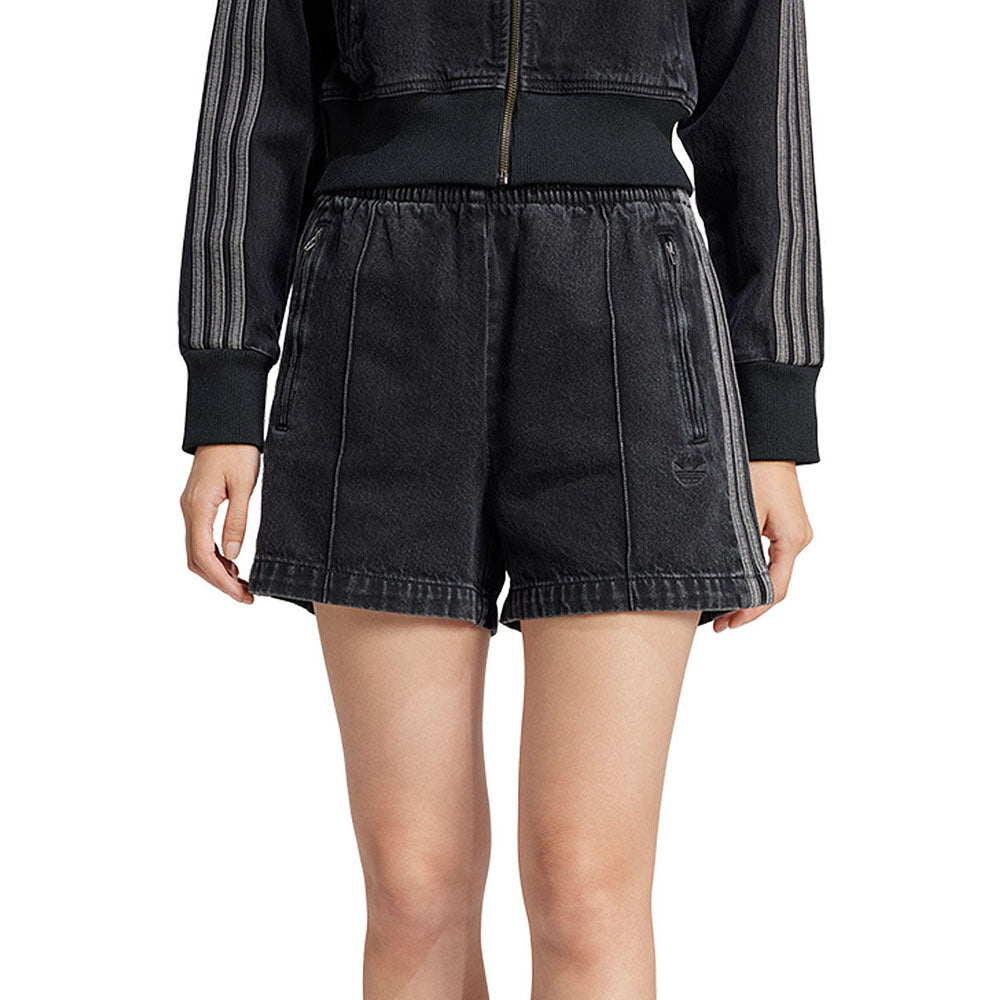 ADIDAS ORIGINALS Adicolor Firebird Women's Lifestyle Shorts - Supersports Thailand
