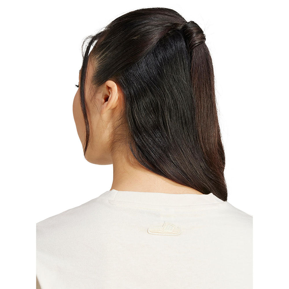 ADIDAS Lounge Slide Graphic Women's T-Shirt - Supersports Thailand