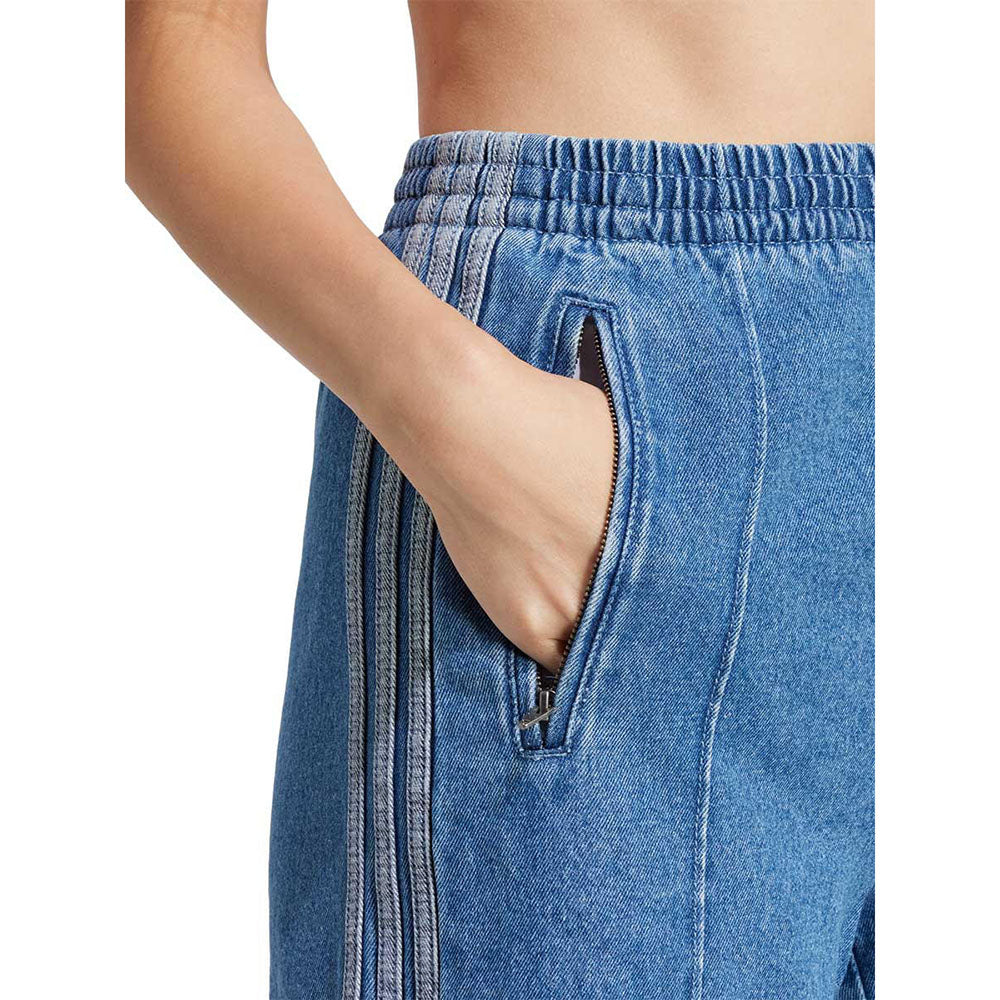 ADIDAS ORIGINALS Adicolor Denim Firebird Women's Shorts - Supersports Thailand
