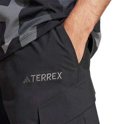 ADIDAS Terrex Xploric Cargo Men's Lifestyle Shorts - Supersports Thailand