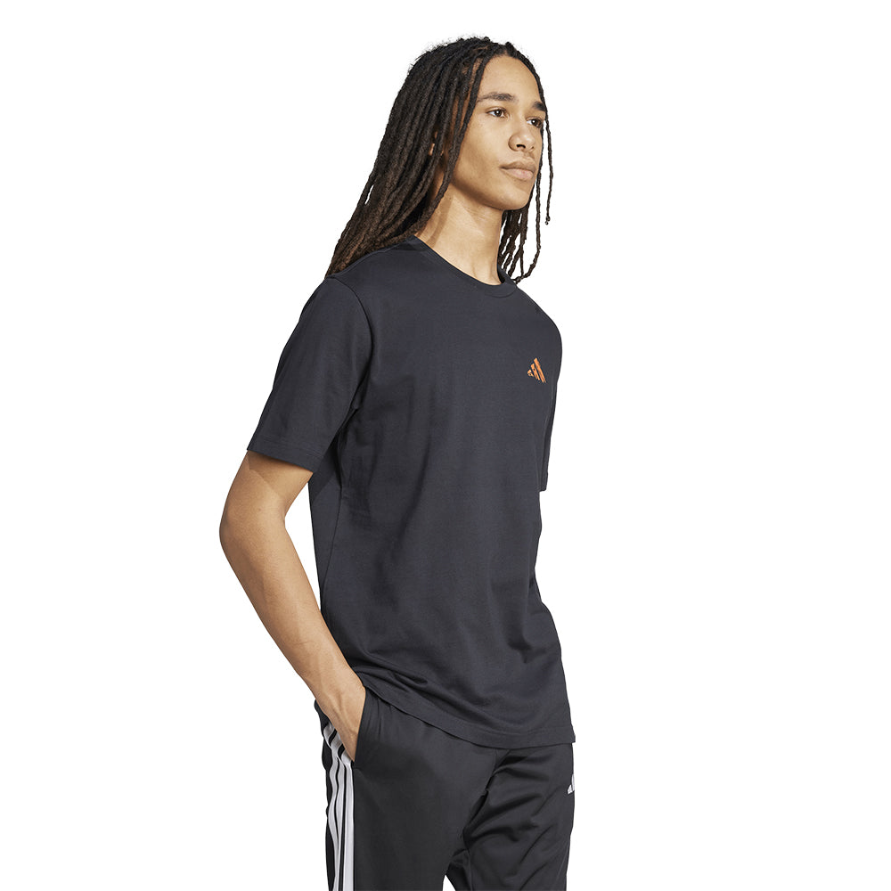 ADIDAS Doodle Hunt Hike Graphic เสื้อยืดผู้ชาย