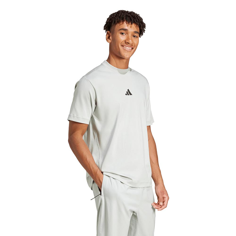 ADIDAS City Escape เสื้อยืดผู้ชาย