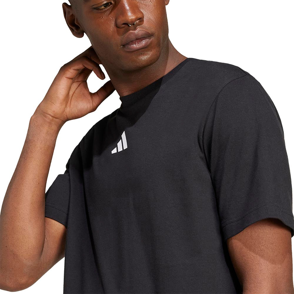 ADIDAS German Engineering Graphic เสื้อยืดผู้ชาย
