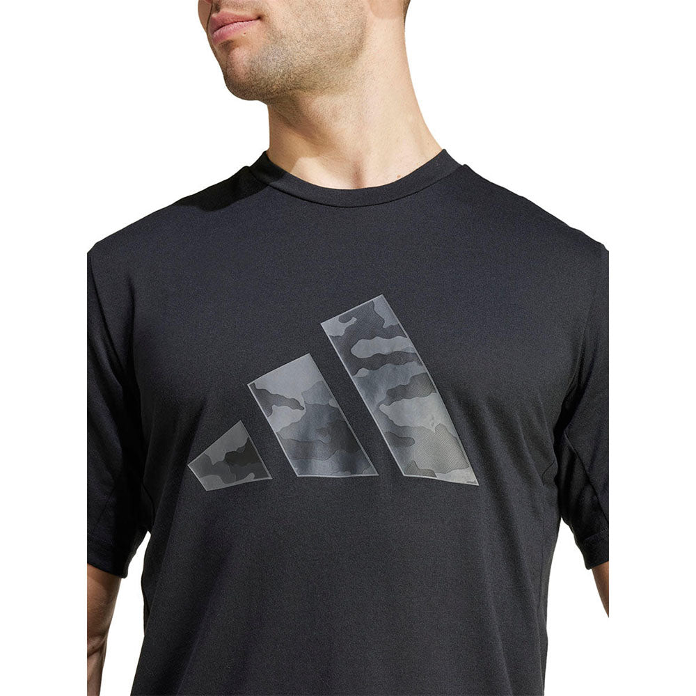ADIDAS Train Essentials Camo Graphic Logo เสื้อออกกำลังกายผู้ชาย