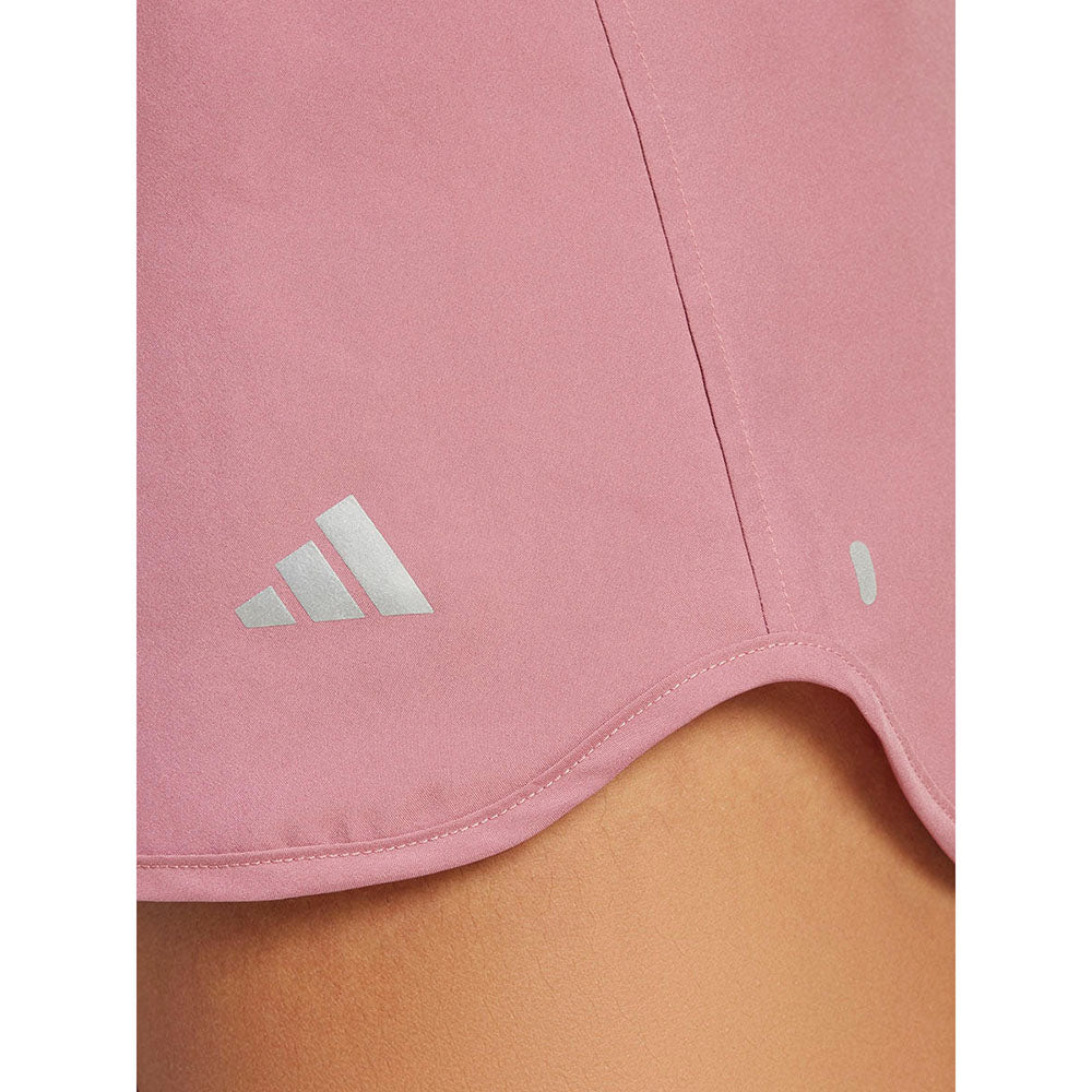ADIDAS Run It กางเกงวิ่งขาสั้นผู้หญิง