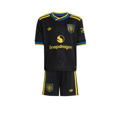 ADIDAS ชุดเซ็ตแข่งเด็กทีมแมนเชสเตอร์ ยูไนเต็ด ชุดที่สาม ฤดูกาล 2025/26