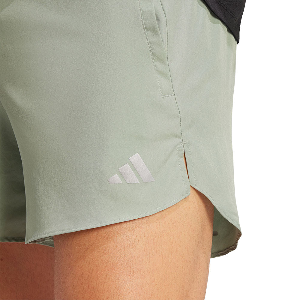 ADIDAS Run It กางเกงวิ่งขาสั้นผู้ชาย