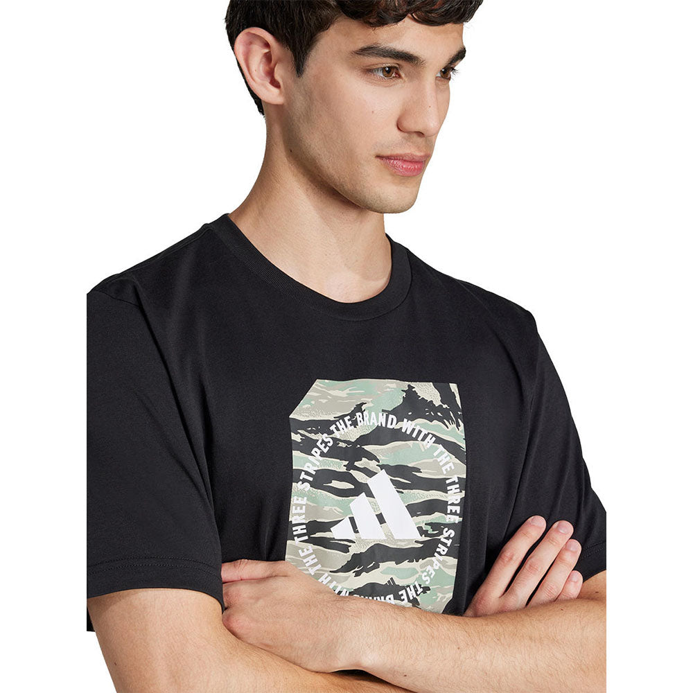 ADIDAS Camo Shape Graphic เสื้อยืดผู้ชาย
