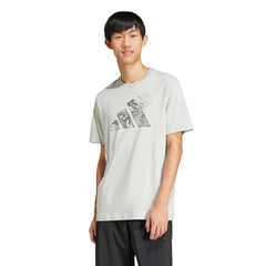 ADIDAS City Escape Logo Graphic เสื้อยืดผู้ชาย