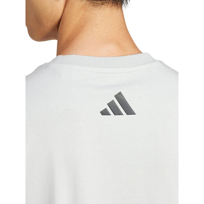 ADIDAS City Escape Logo Graphic เสื้อยืดผู้ชาย