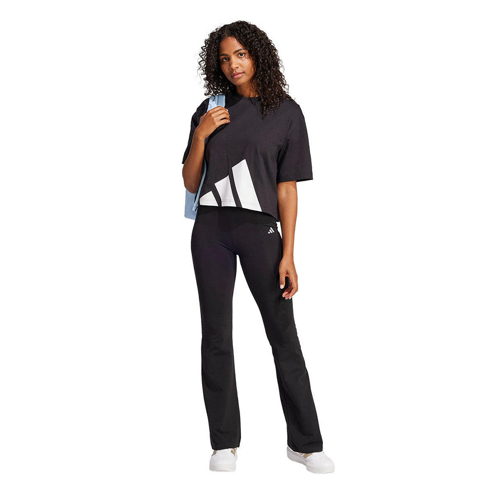 ADIDAS Essentials Big Logo Boyfriend เสื้อยืดผู้หญิง