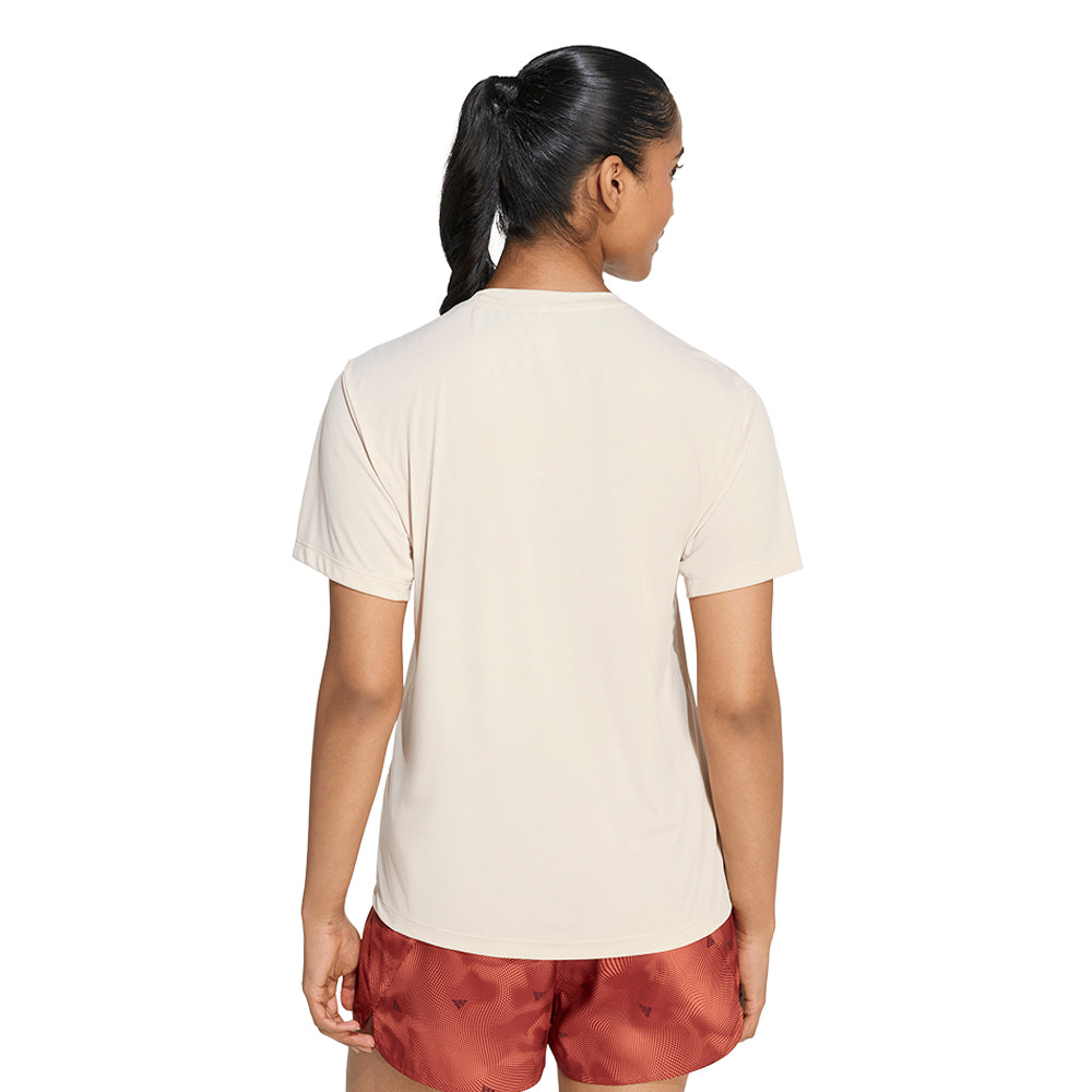 ADIDAS Adi365 Running Essentials Brand Love Women's Running T-Shirt - Supersports Thailand Supersports Thailand