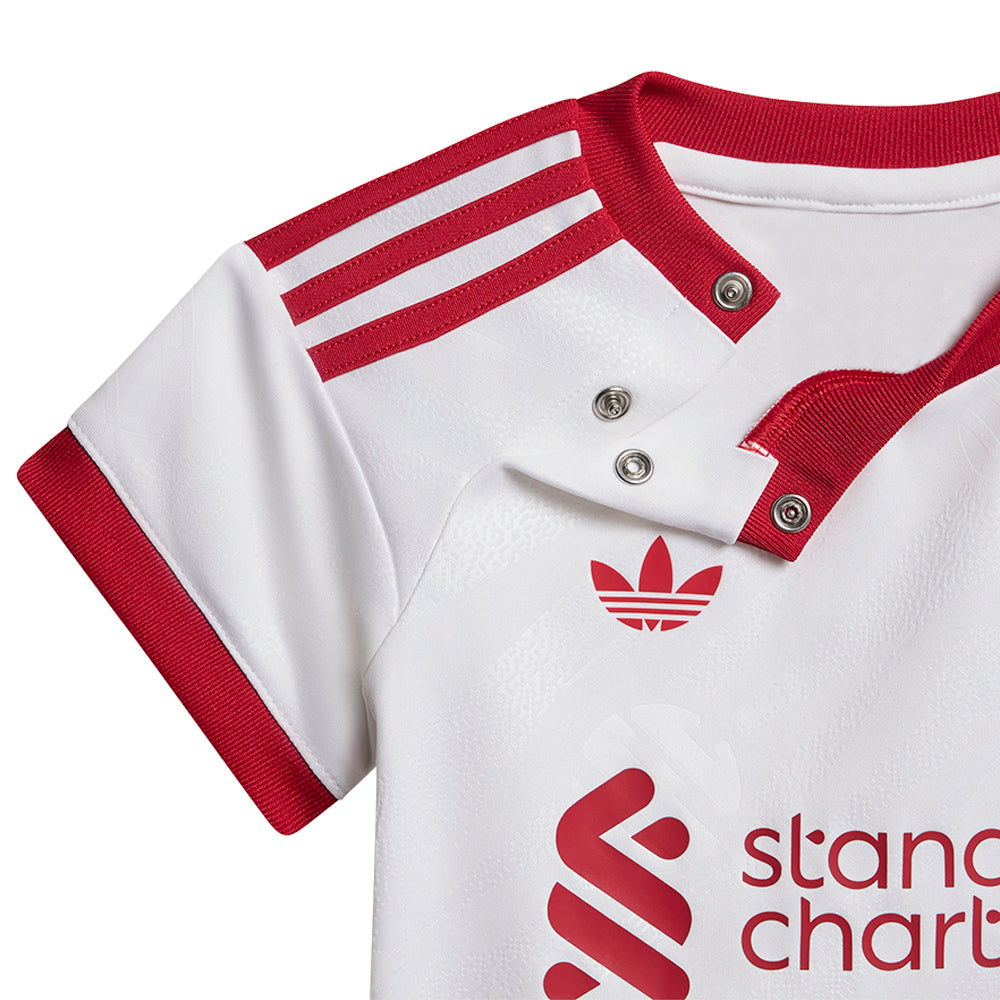 ADIDAS เสื้อแข่งเด็กทีมลิเวอร์พูล ชุดเยือน ฤดูกาล 2026/27 Supersports Thailand