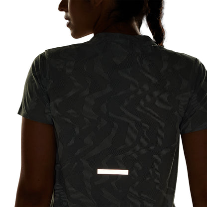 ADIDAS Ultimate Running Engineered CLIMACOOL+ เสื้อวิ่งผู้หญิง
