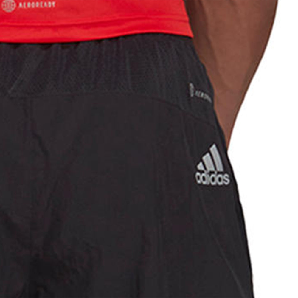 ADIDAS Run It กางเกงวิ่งขาสั้นผู้ชาย Supersports Thailand