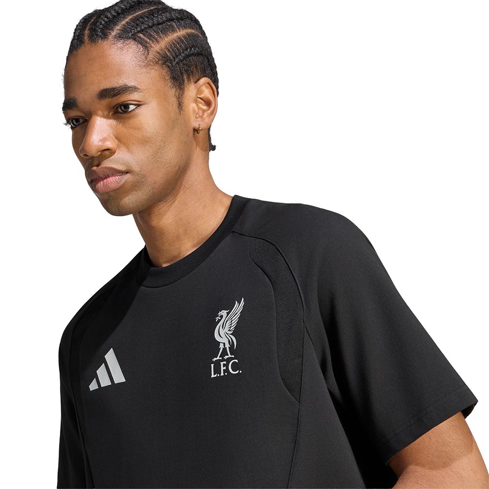ADIDAS Liverpool FC Tiro Travel Men's Football T-Shirt Supersports Thailand