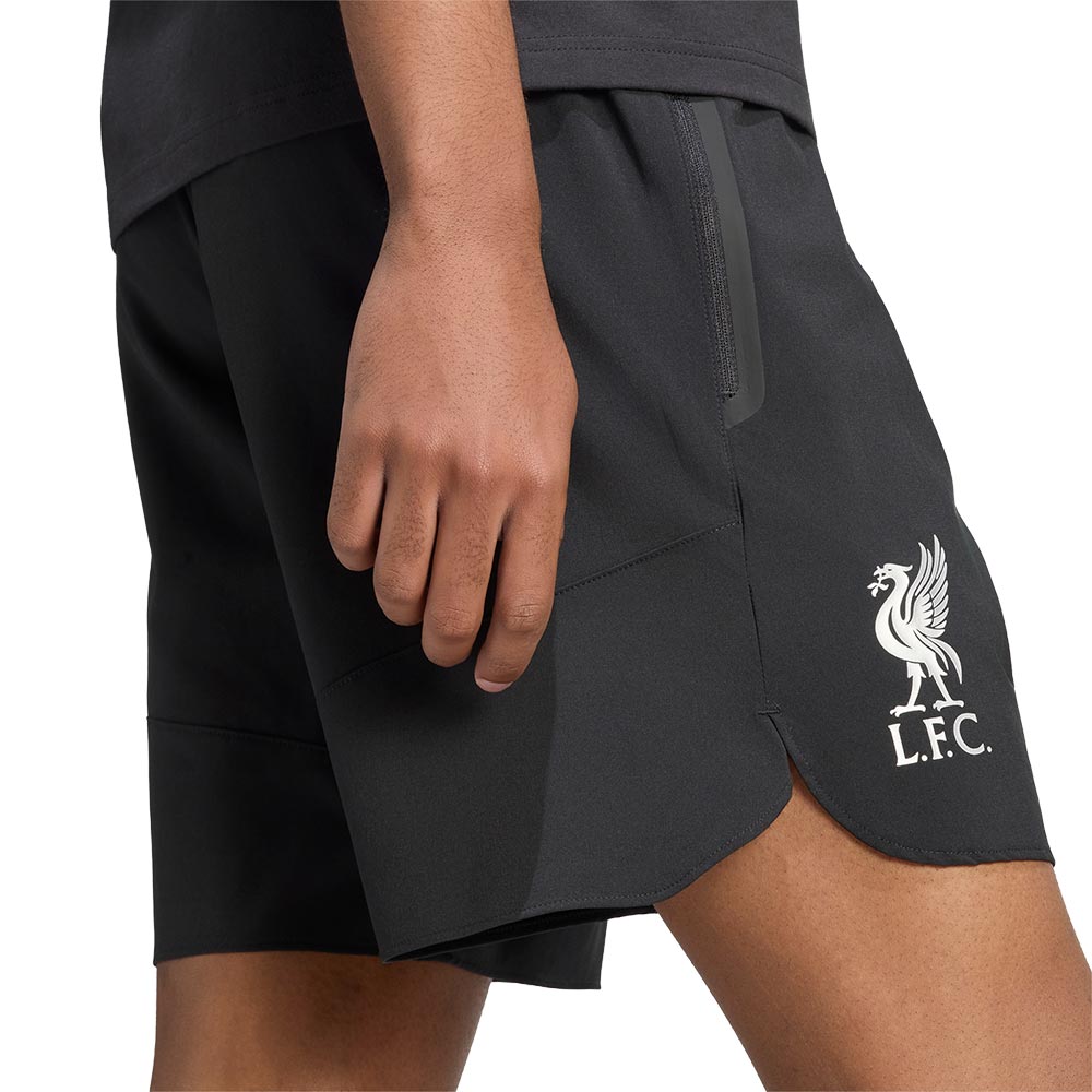 ADIDAS Liverpool FC Tiro Travel กางเกงฟุตบอลขาสั้นผู้ชาย Supersports Thailand