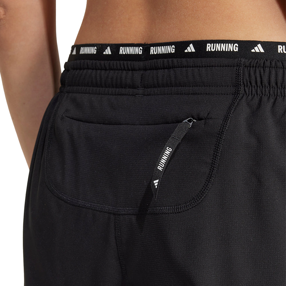 ADIDAS Own the Run 3-Stripes กางเกงวิ่งขาสั้นผู้หญิง