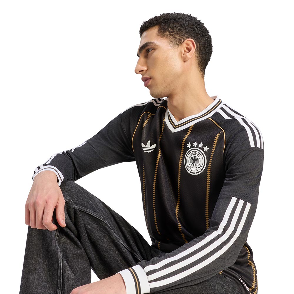 ADIDAS Germany 26 Third Long Sleeve เสื้อฟุตบอลผู้ชาย Supersports Thailand