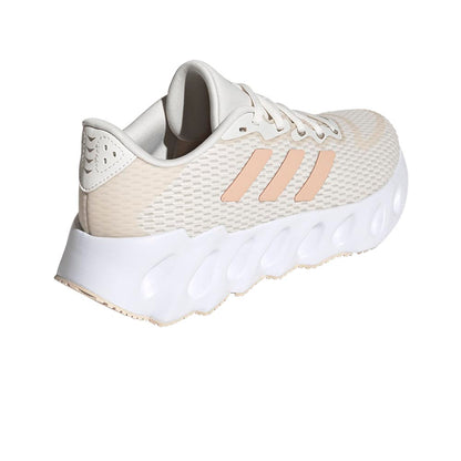 ADIDAS Switch Run รองเท้าวิ่งผู้หญิง