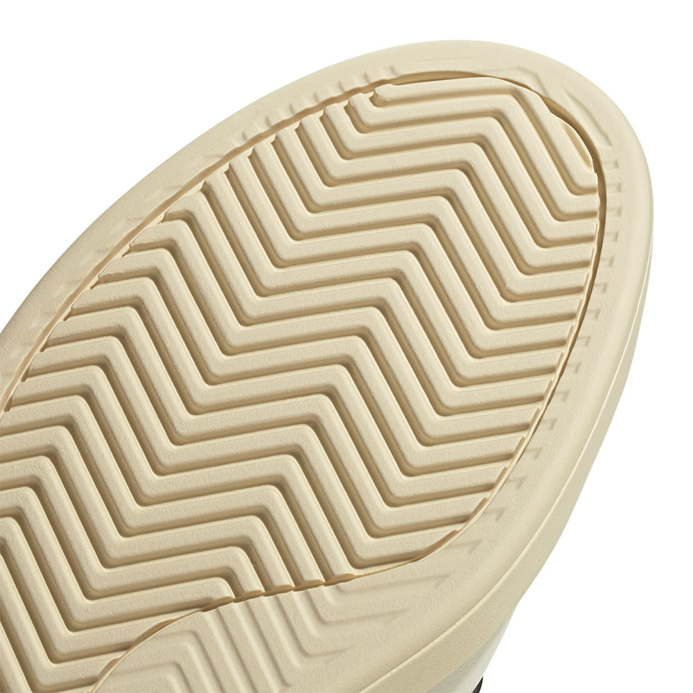 ADIDAS Grand Court 2.0 รองเท้าลำลองผู้ชาย