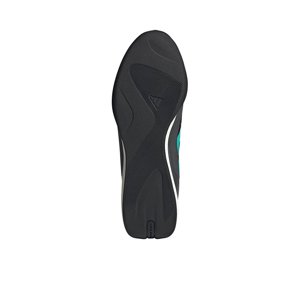 ADIDAS Feroza Base Mercedes - AMG Petronas F1 Team รองเท้าลำลองผู้ใหญ่