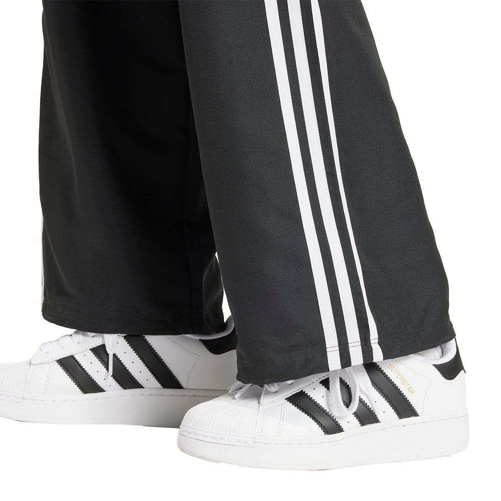 ADIDAS ORIGINALS Adicolor Classics 3-Stripes Cargo Women's Lifestyle Pants - Supersports Thailand