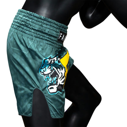 BS1952-Jungle-Hunter-06.jpg