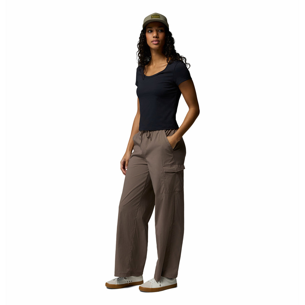 COLUMBIA Chill Creek™ Cargo Women's Lifestyle Pants - Supersports Thailand