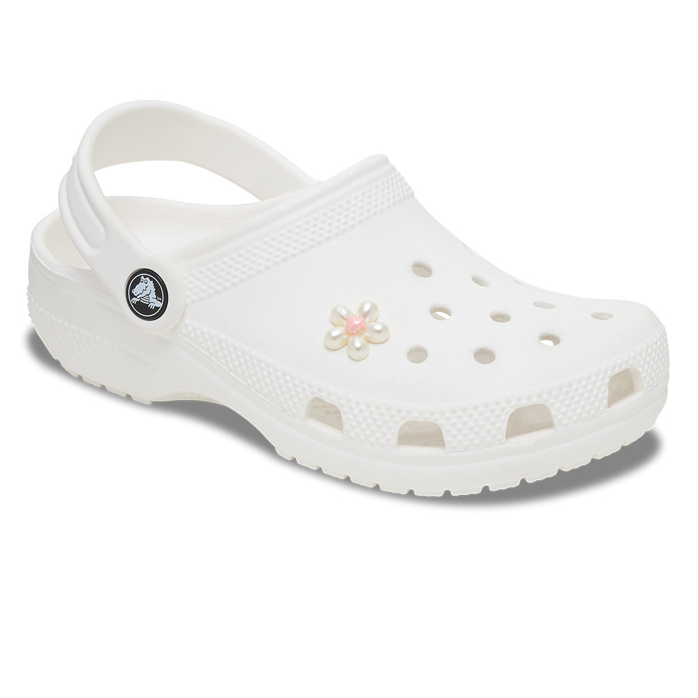 CROCS Jibbitz Pearl Flower With Heart Shoes Charm - Supersports Thailand Supersports Thailand