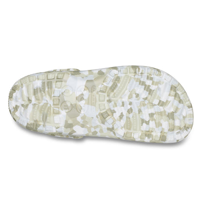 CROCS Classic Confetti Clog Unisex Lifestyle Shoes - Supersports Thailand