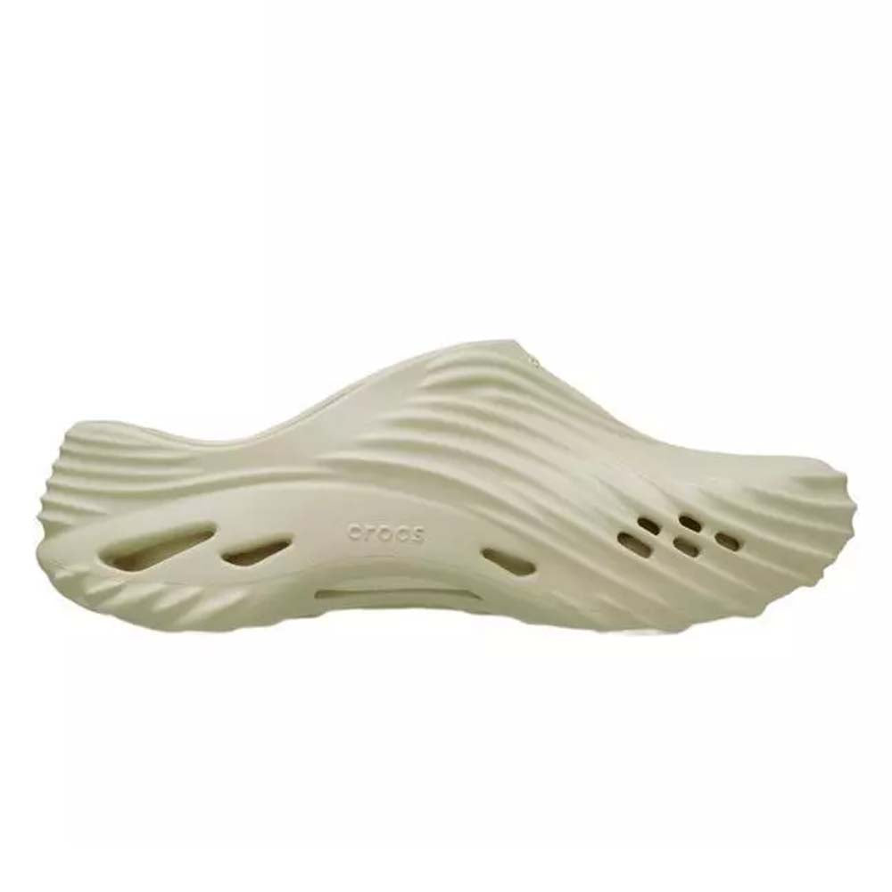 CROCS Echo Wave Unisex Lifestyle Shoes - Supersports Thailand