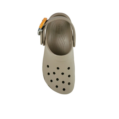 CROCS Classic Platform Dipped Buckle Clog รองเท้าลำลองผู้หญิง