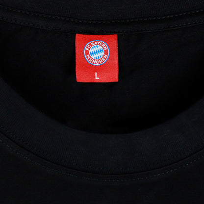 FC BAYERN MUNCHEN Graphic เสื้อยืดผู้ชาย