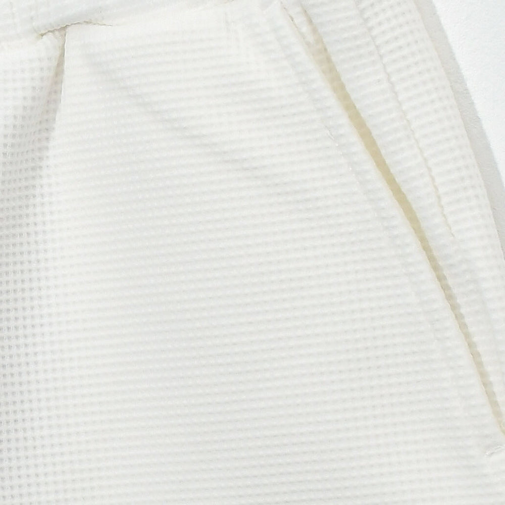 FC BAYERN MUNCHEN White Women's Lifestyle Shorts - Supersports Thailand