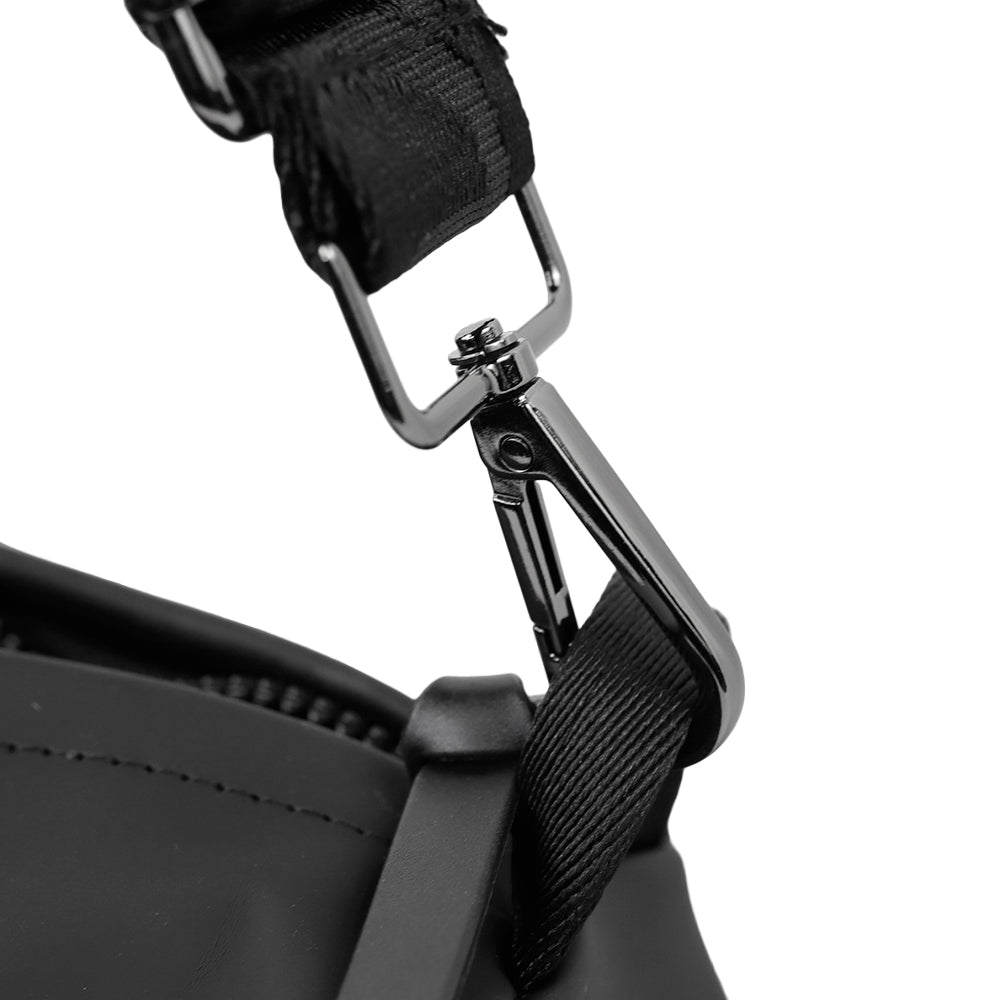 FILA Black Unisex Crossbody Bag Supersports Thailand