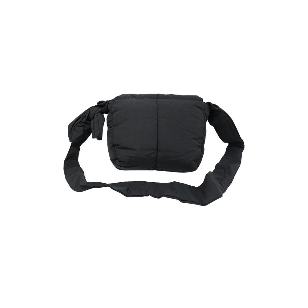 FILA Pillow CBA241001U กระเป๋าสะพายข้างผู้ใหญ่