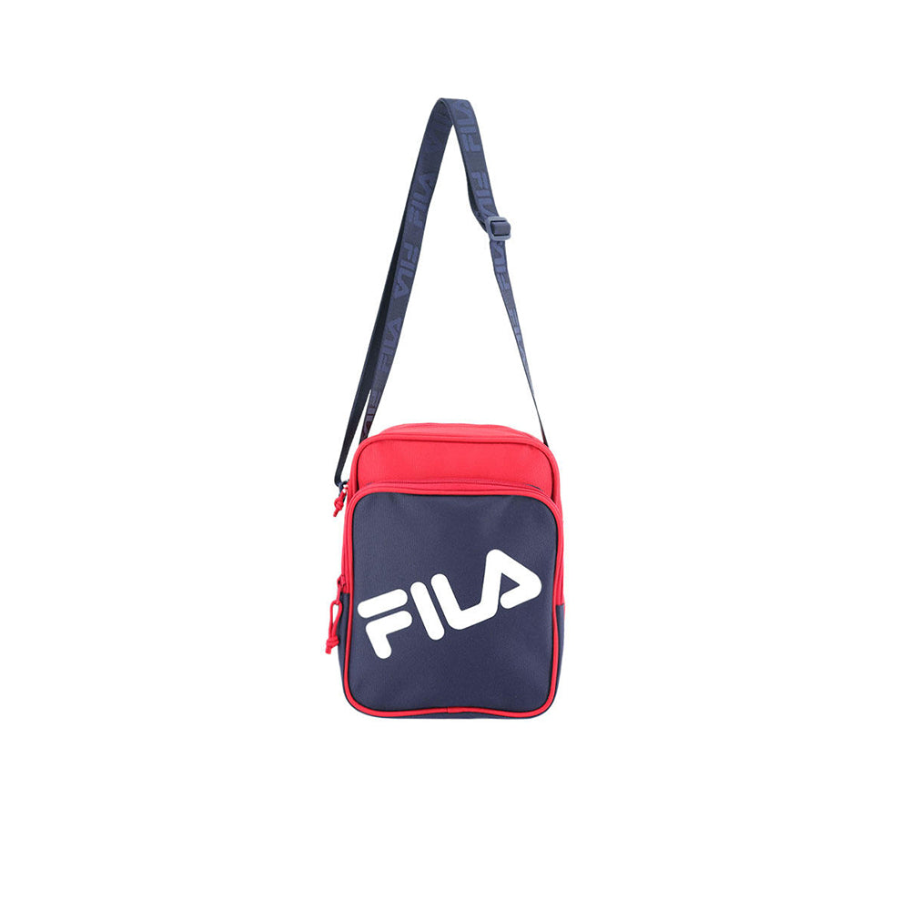 FILA Letter กระเป๋าสะพายข้างผู้ใหญ่