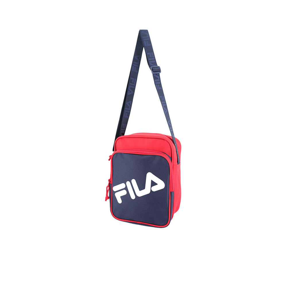 FILA Letter กระเป๋าสะพายข้างผู้ใหญ่