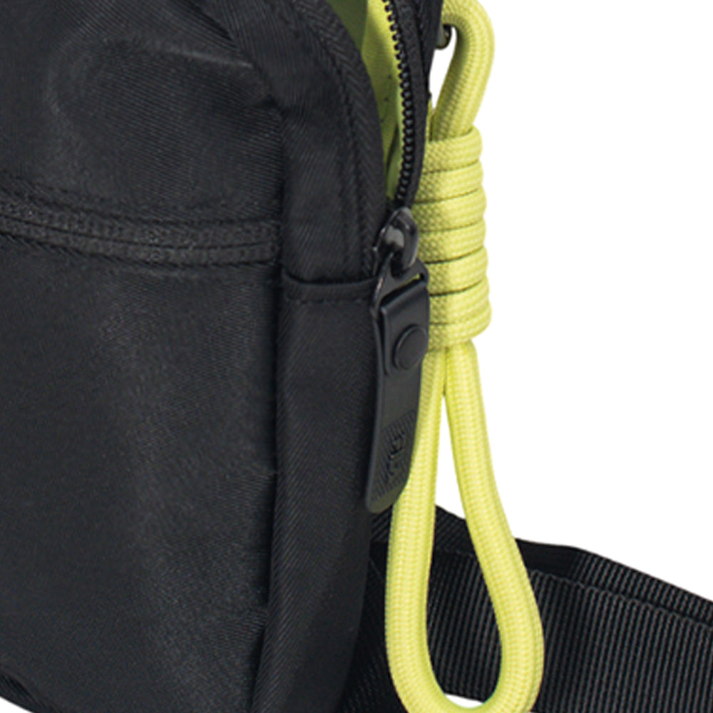 FILA Black Unisex Crossbody Bag - Supersports Thailand