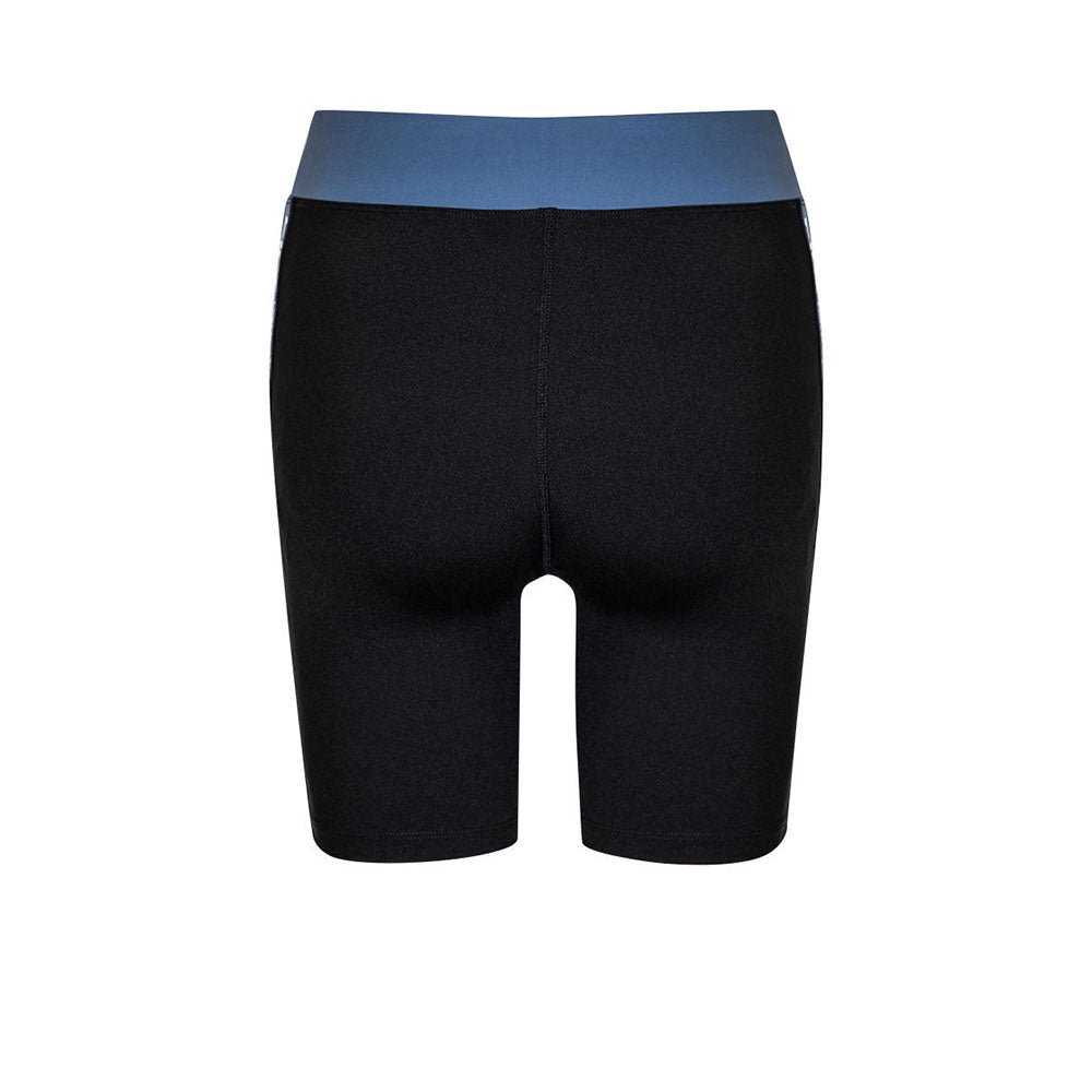 FILA Iconic Women's Training Shorts - Supersports Thailand Supersports Thailand