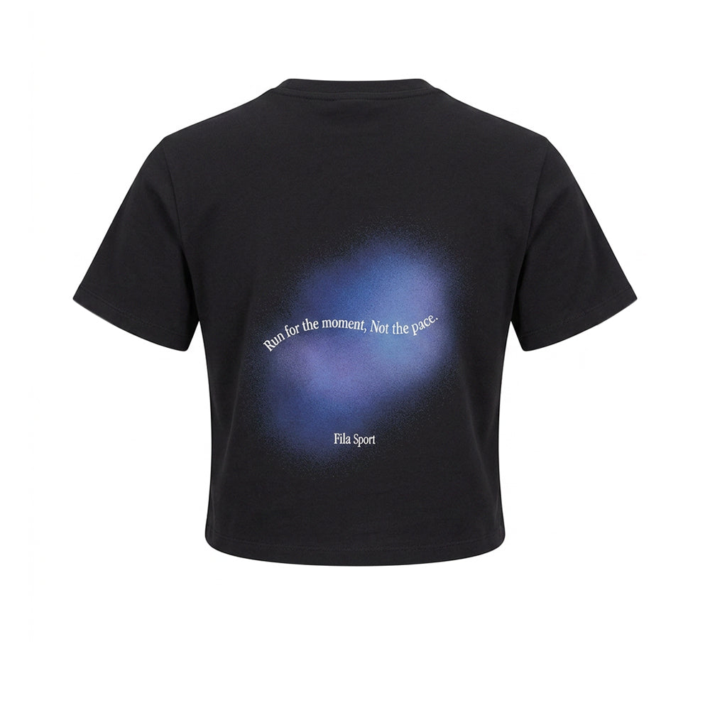 FILA Drywave Semi-Crop Graphic เสื้อออกกำลังกายผู้หญิง Supersports Thailand