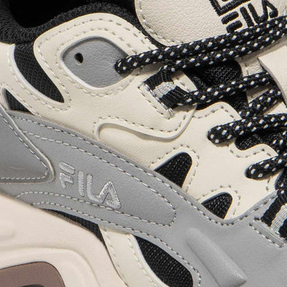 FILA Tiny Rumble V2 รองเท้าลำลองผู้ใหญ่