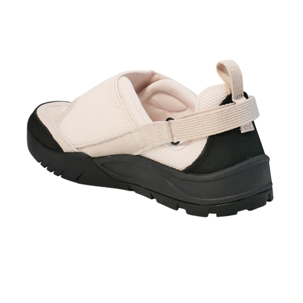 FILA Melvis MJ รองเท้าลำลองผู้ใหญ่