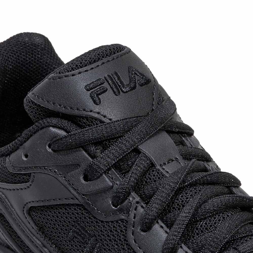 FILA Fieldgage Unisex Running Shoes - Supersports Thailand